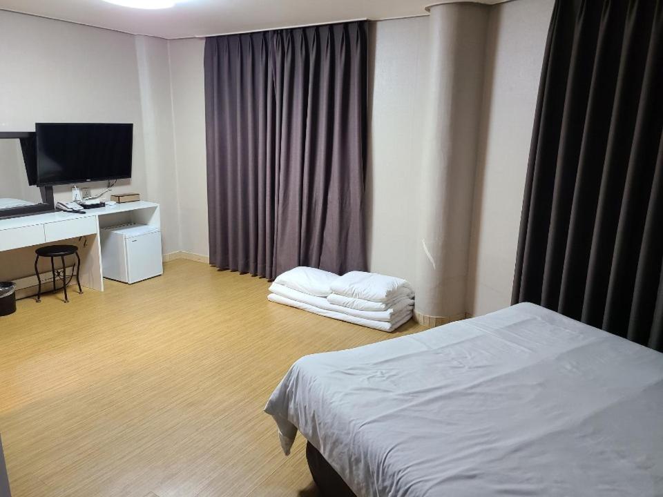 Ora Stay Hotel Чечжу Екстер'єр фото